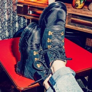 Dr Martens Rakim Hiking 5-Eye Boots